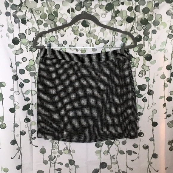 Plaid Skirt - Picture 1 of 3